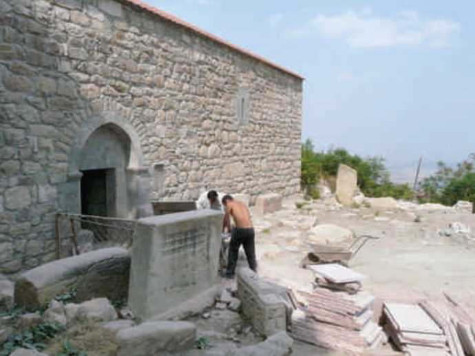 Restauration église à Eghwart en Arménie